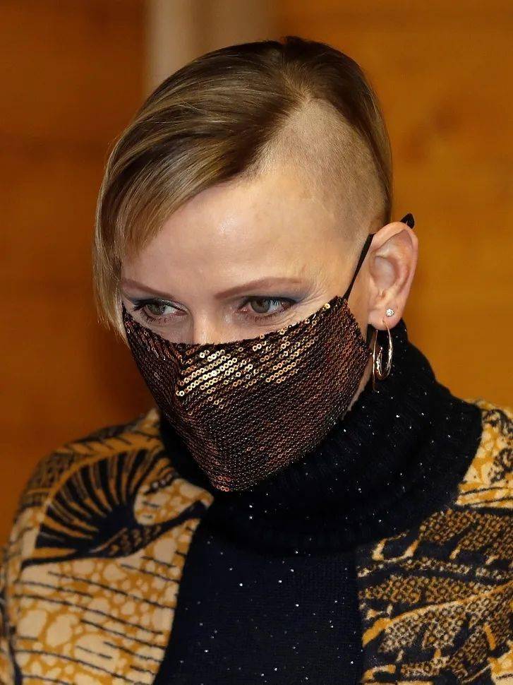 果然是真朋克!曾逃婚三次的最美摩纳哥王妃剃头亮相惊掉下巴