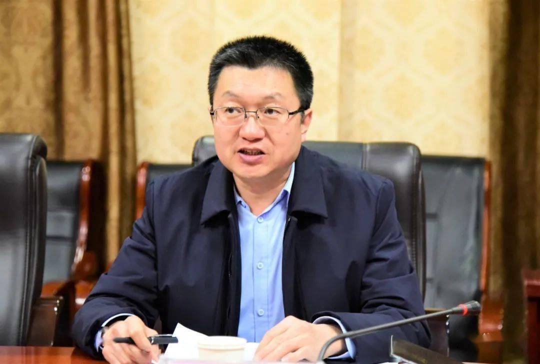 团中央驻石楼扶贫工作队队长 孟利县委副书记 张宝珍县委书记 油晓峰