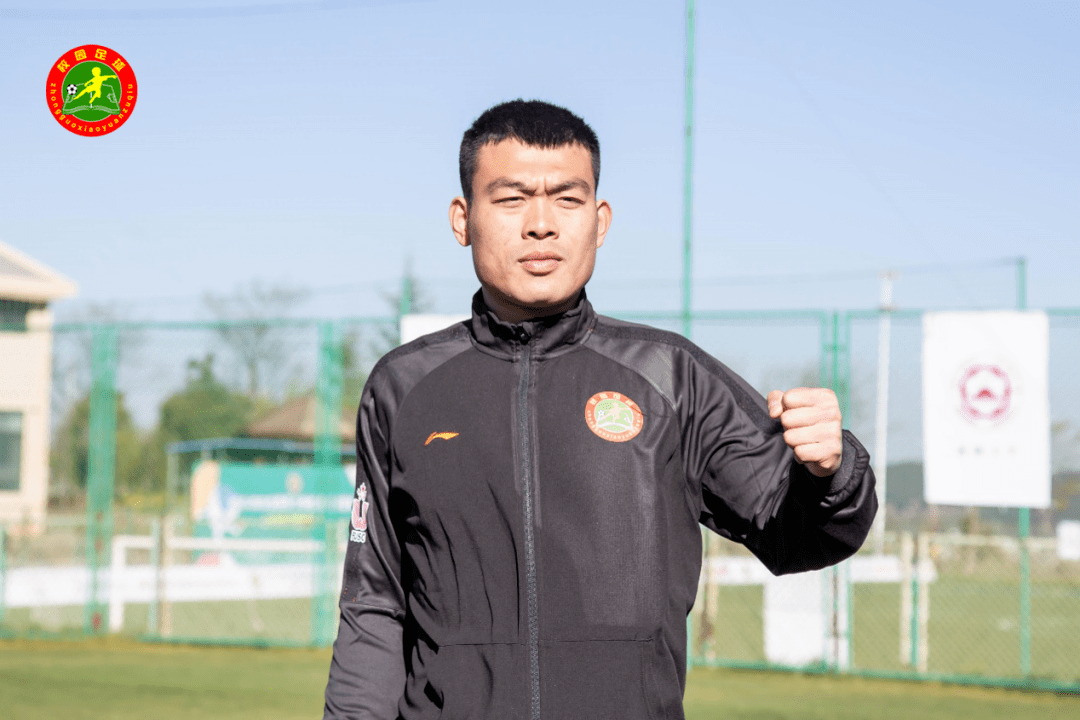 高胜杰努力拼搏,奋勇当先成都体育学院唐忠平深深扎根,稳步向前东华