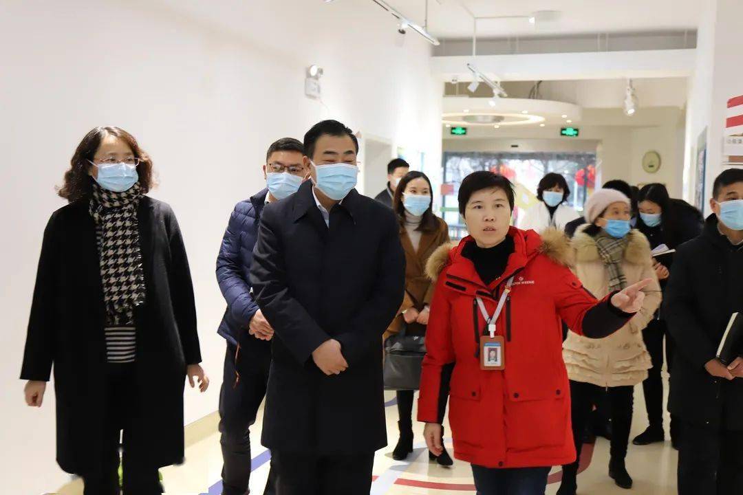 要闻| 2021年第一个工作日,浦东新区副区长吕雪城来浦兴调研_手机搜狐