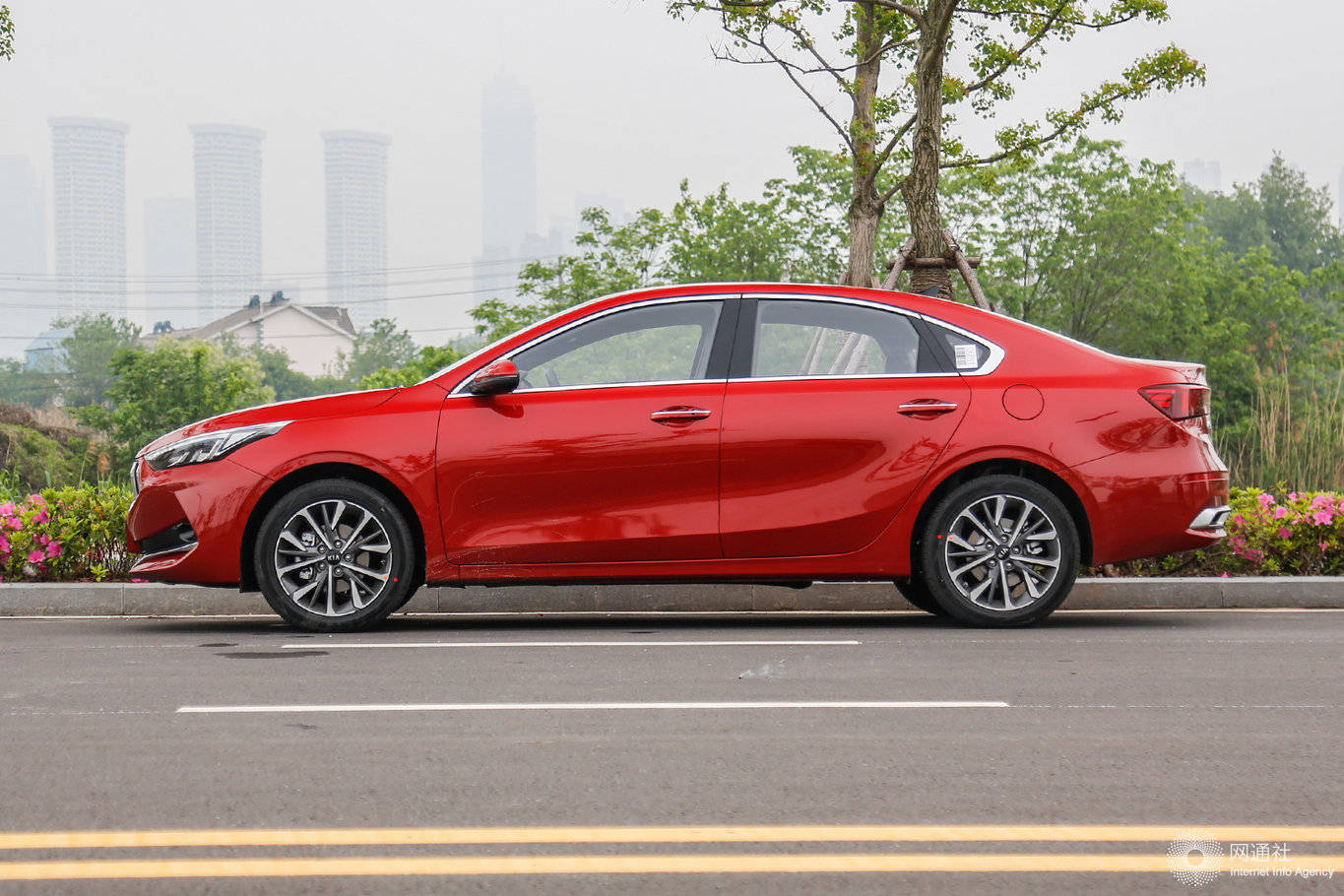 科技配置优化2021款起亚k3售1098万元起