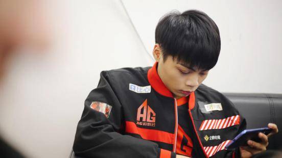 kpl最初取代爱思征战冬冠ag超玩会为何做此决策