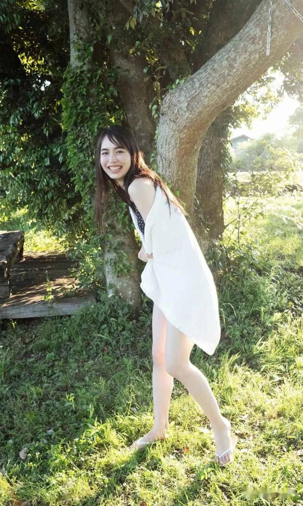 雀斑少女井桁弘惠的最新写真超元气