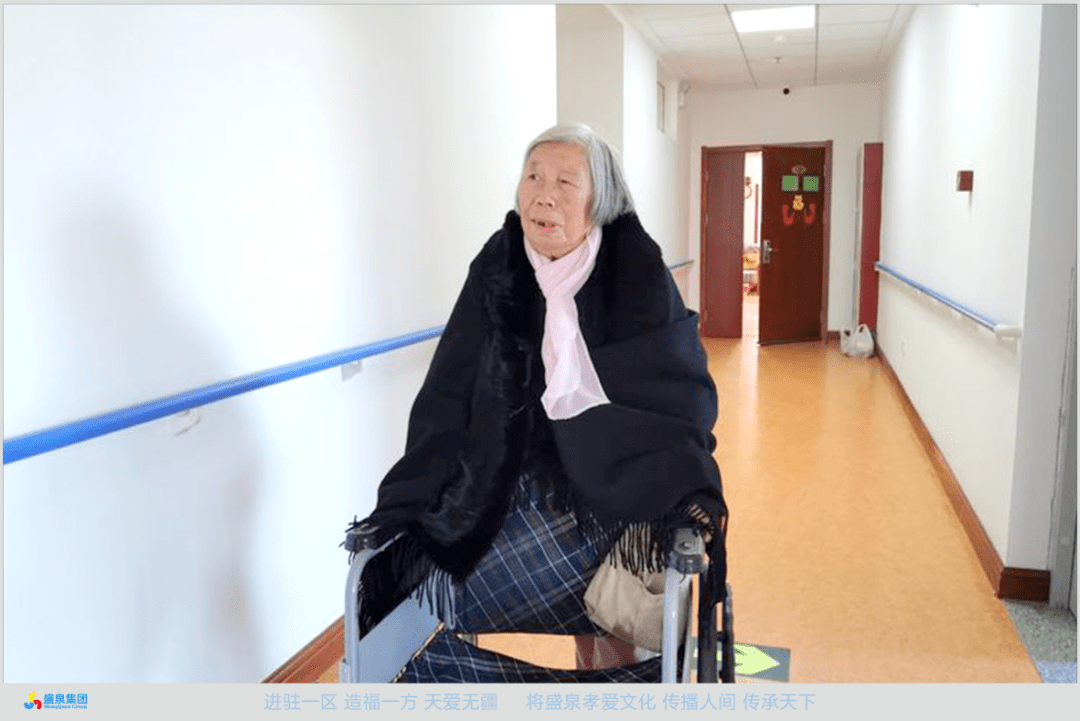 互助显孝爱帮人乐开怀盛泉入住老人方青云互助养老事迹