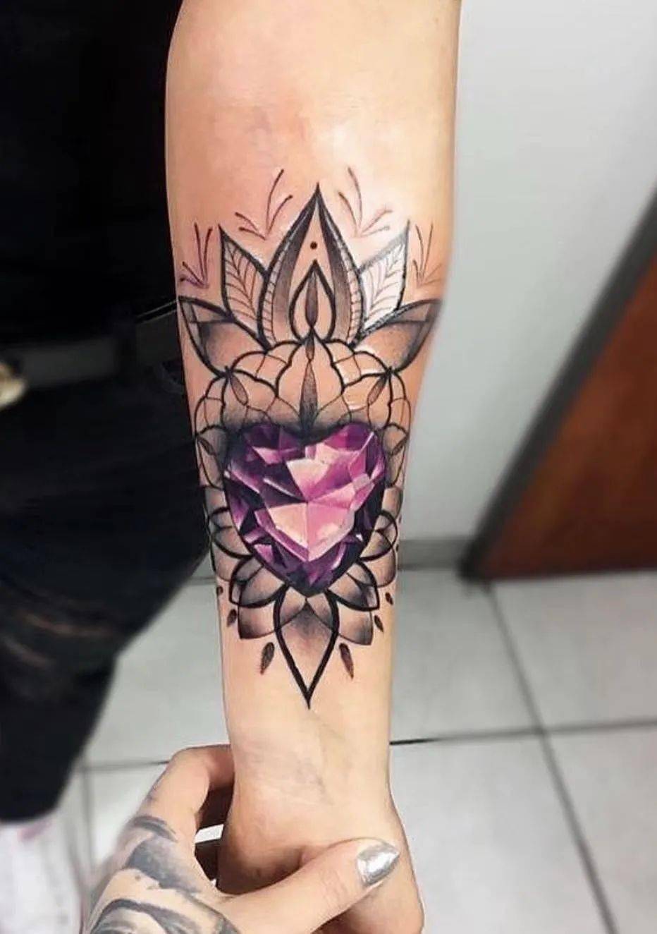 流光溢彩,异彩纷呈的珠宝纹身.