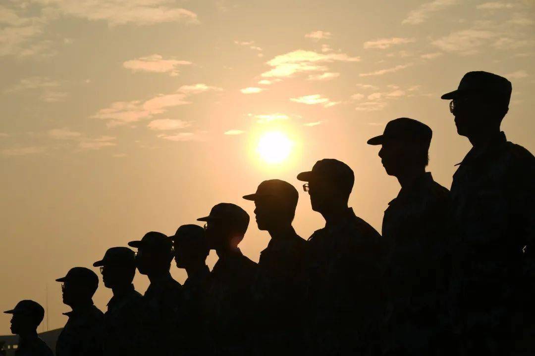 军训终章 | 回首军训时,笑泪皆成诗_手机搜狐网