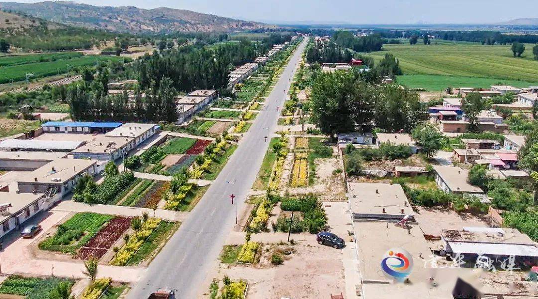 哈拉道口镇经济社会平稳有序发展