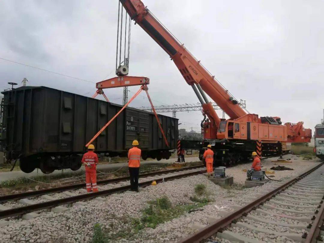 福机播报福州机务段全力应对严寒恶劣天气