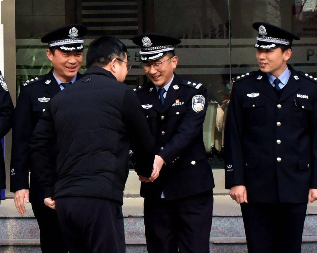 致敬首箇中國人民警察節這就是如城中心派出所人民警察