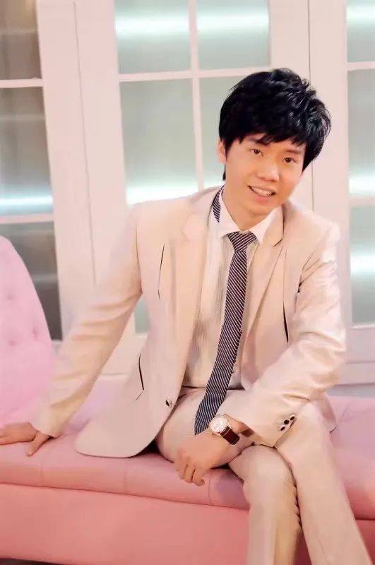 年全国声乐大赛铜奖安徽最佳新人奖,宣城市文联主办歌手大赛一等奖等
