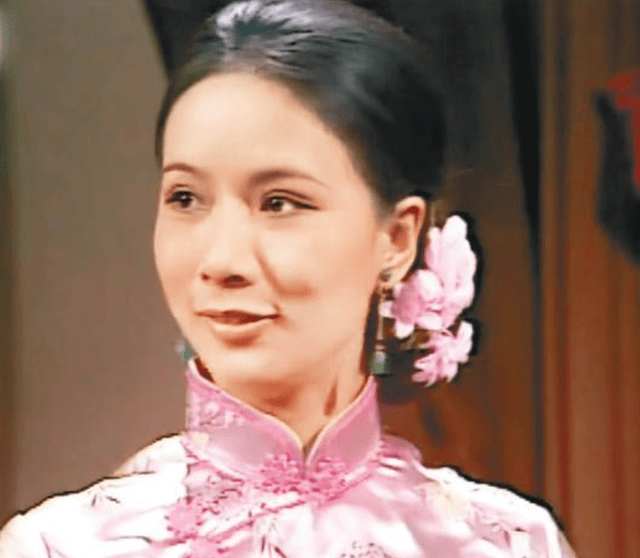 霍英东的红颜知己,捧红丈夫后被闺蜜插足,今患癌逝世令人惋惜_欧嘉慧