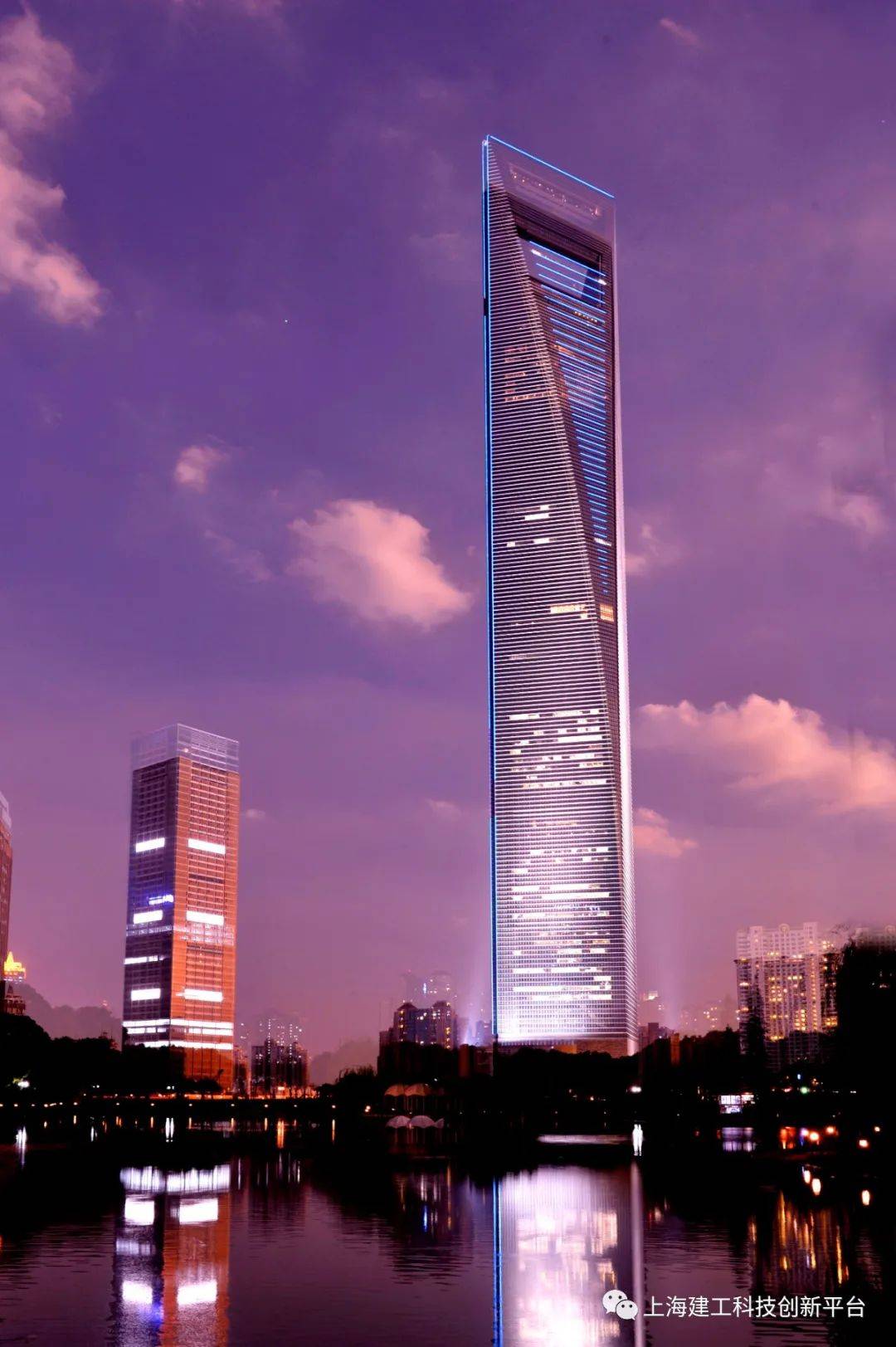 上海环球金融中心(492m高)广州塔(610m高)上海中心大厦(632m高)龚剑