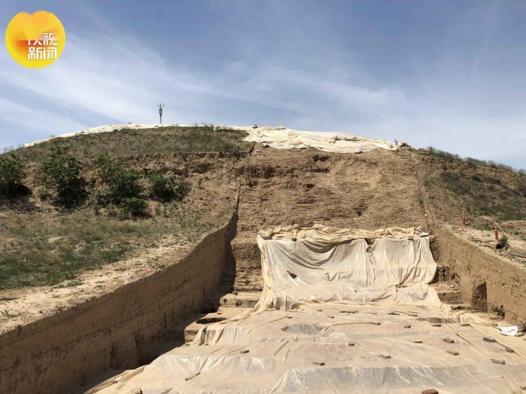 西安秦咸陽城遺址位於咸陽窯店鎮,是戰國後期到秦朝的都城遺址.