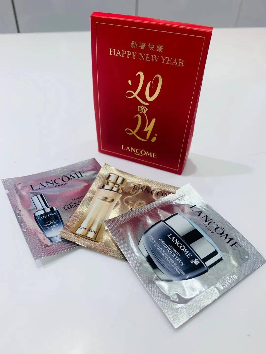 兰蔻小黑瓶祝您新年开启细嫩好肤质