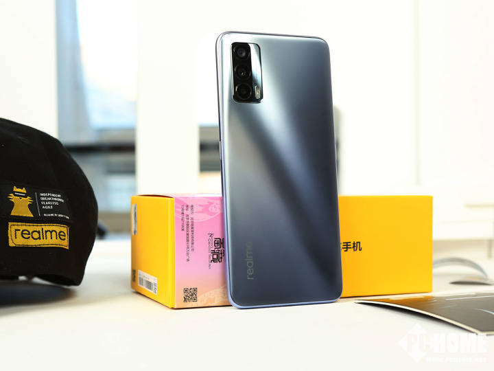 realme真我v15评测 引领国潮设计打造一流续航