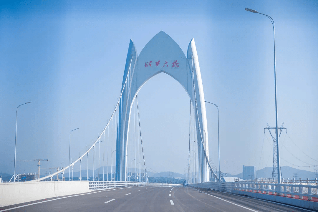 昭华大桥实景图