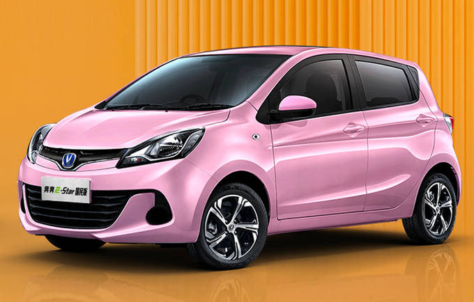 长安新款奔奔estar上市298万元起售续航301km