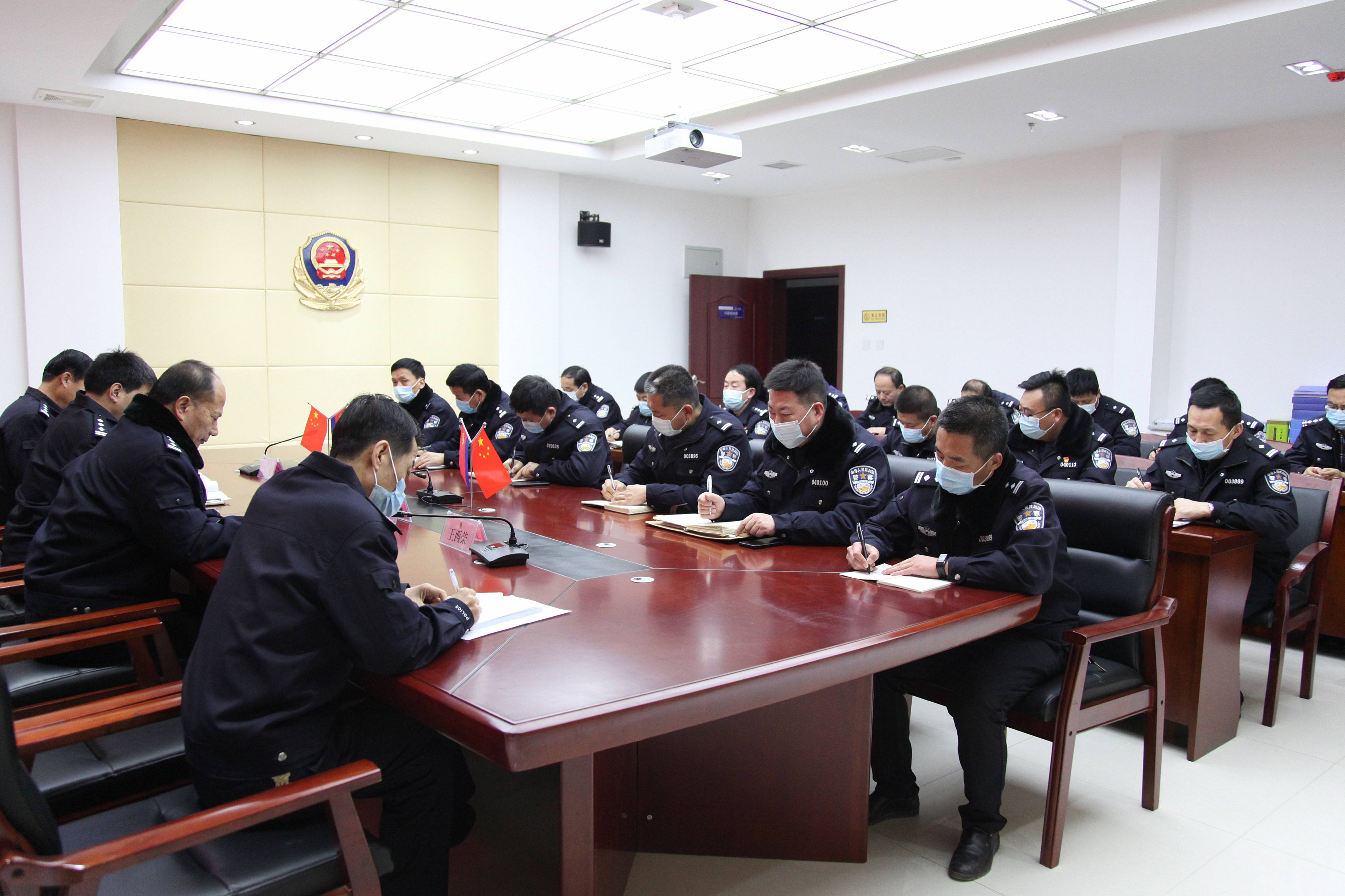 咸阳市旬邑县公安局召开冬季重点工作安排部署会
