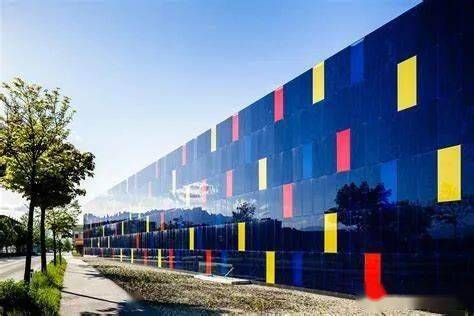 碳中和时代来了带你领略一下降低建筑碳排放的那些bipv案例