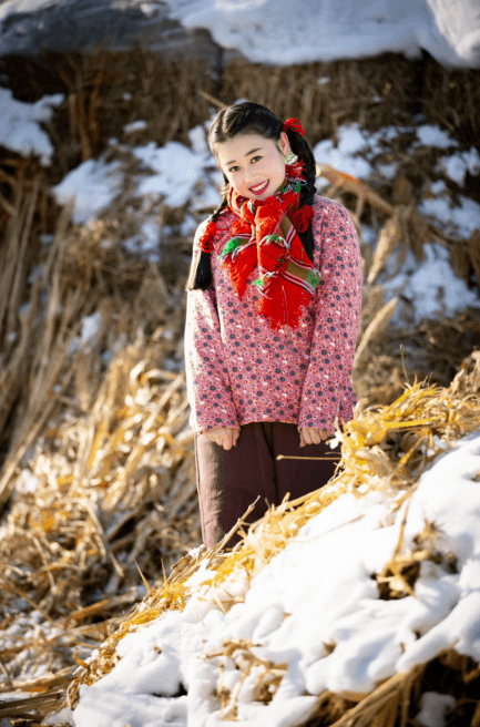 定边歌手张秀田原创歌曲毛眼眼的心思天知道画面实在太美了