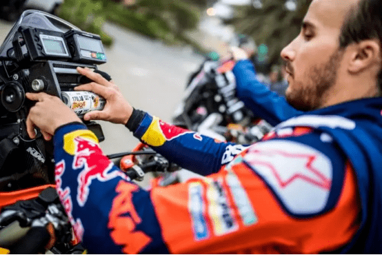 2021达喀尔拉力赛本田车队成功卫冕中国车手顺利完赛