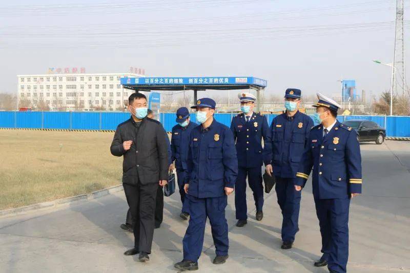 刘志斌支队长带队先后深入邢台国金药业,蓝之领酒店隔离点,邢台市传染