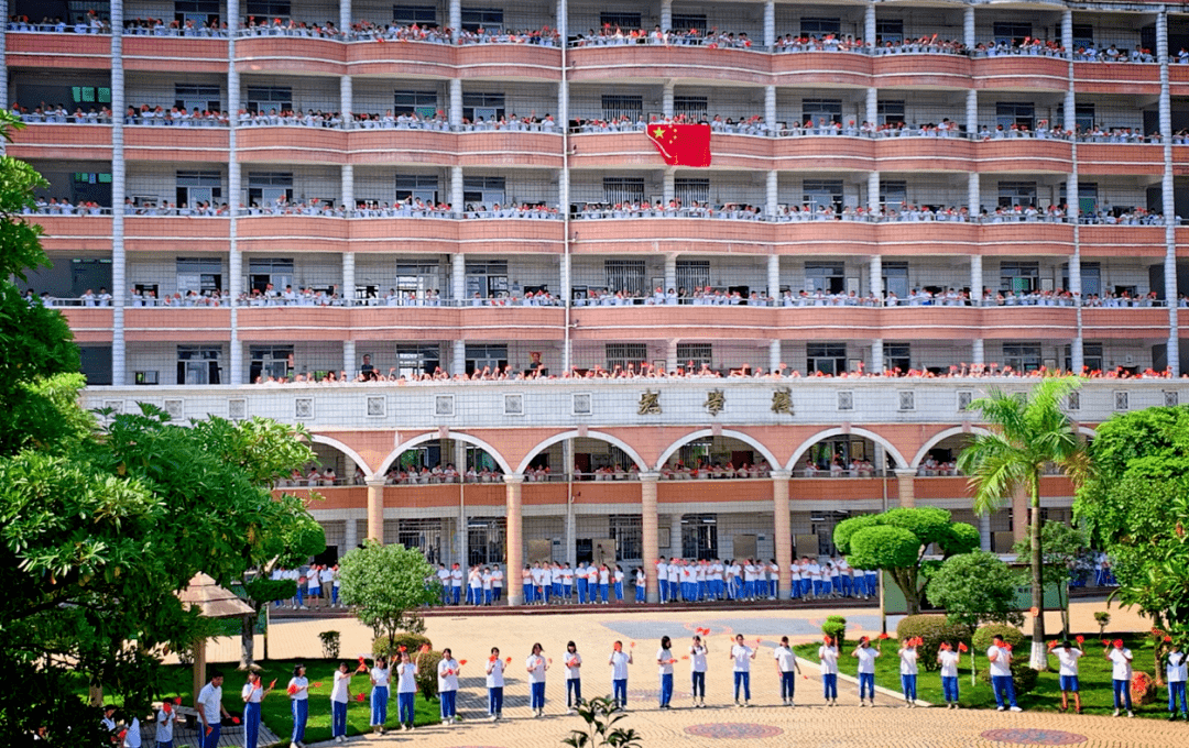 真的好想和你们再见一面责编|小马达摄影|韶关市曲江初级中学张