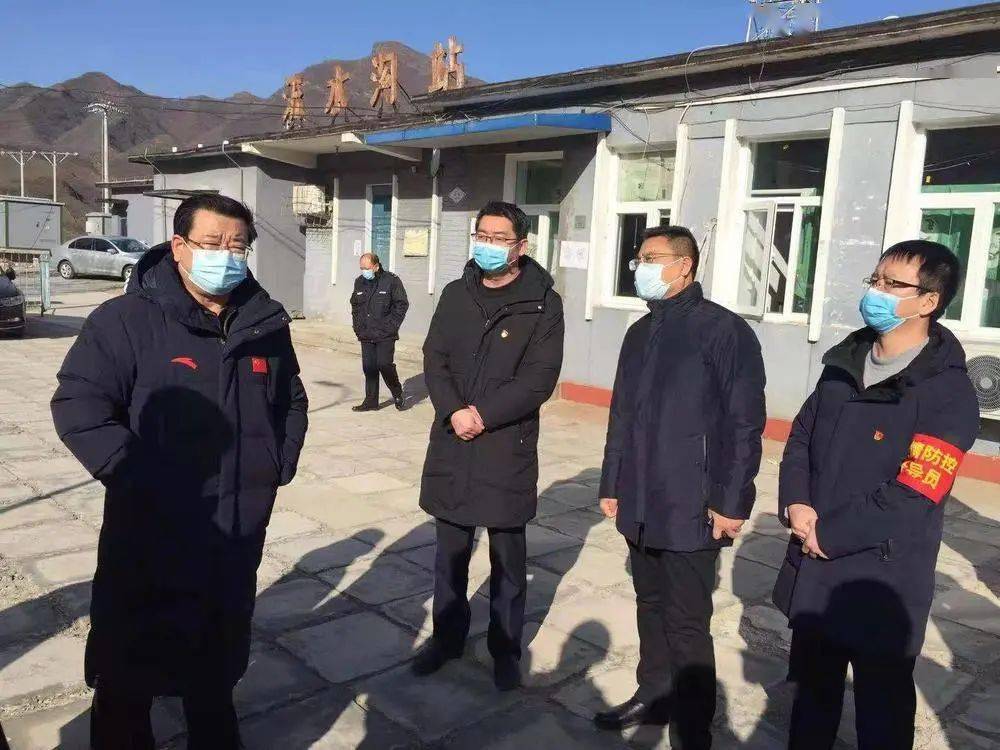 县委书记赵振清,政府县长于山,县委副书记孙立良,县委常委