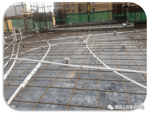 混凝土垫块这样做,楼板厚度与钢筋保护层厚度同时控制!