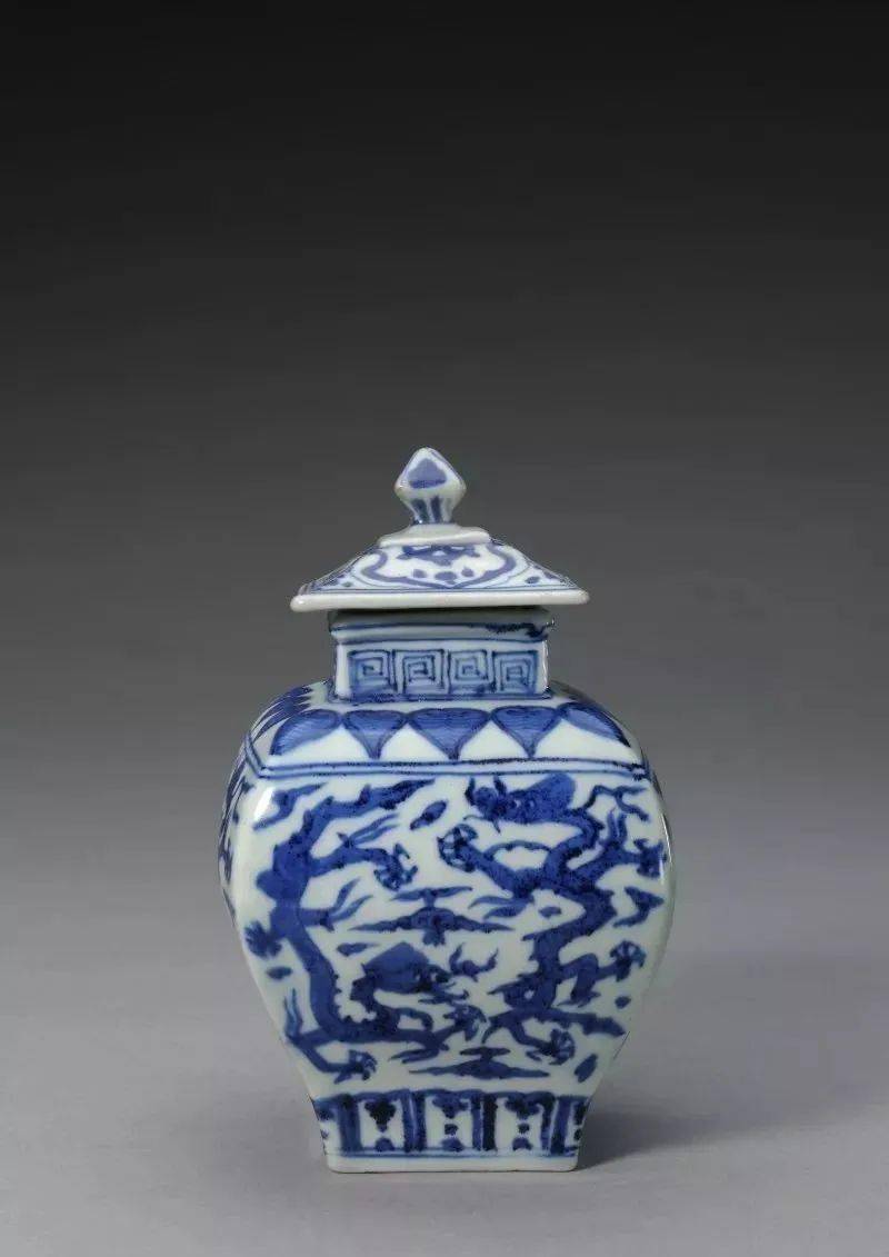 明嘉靖官窑青花五彩瓷器大盘点配高清图