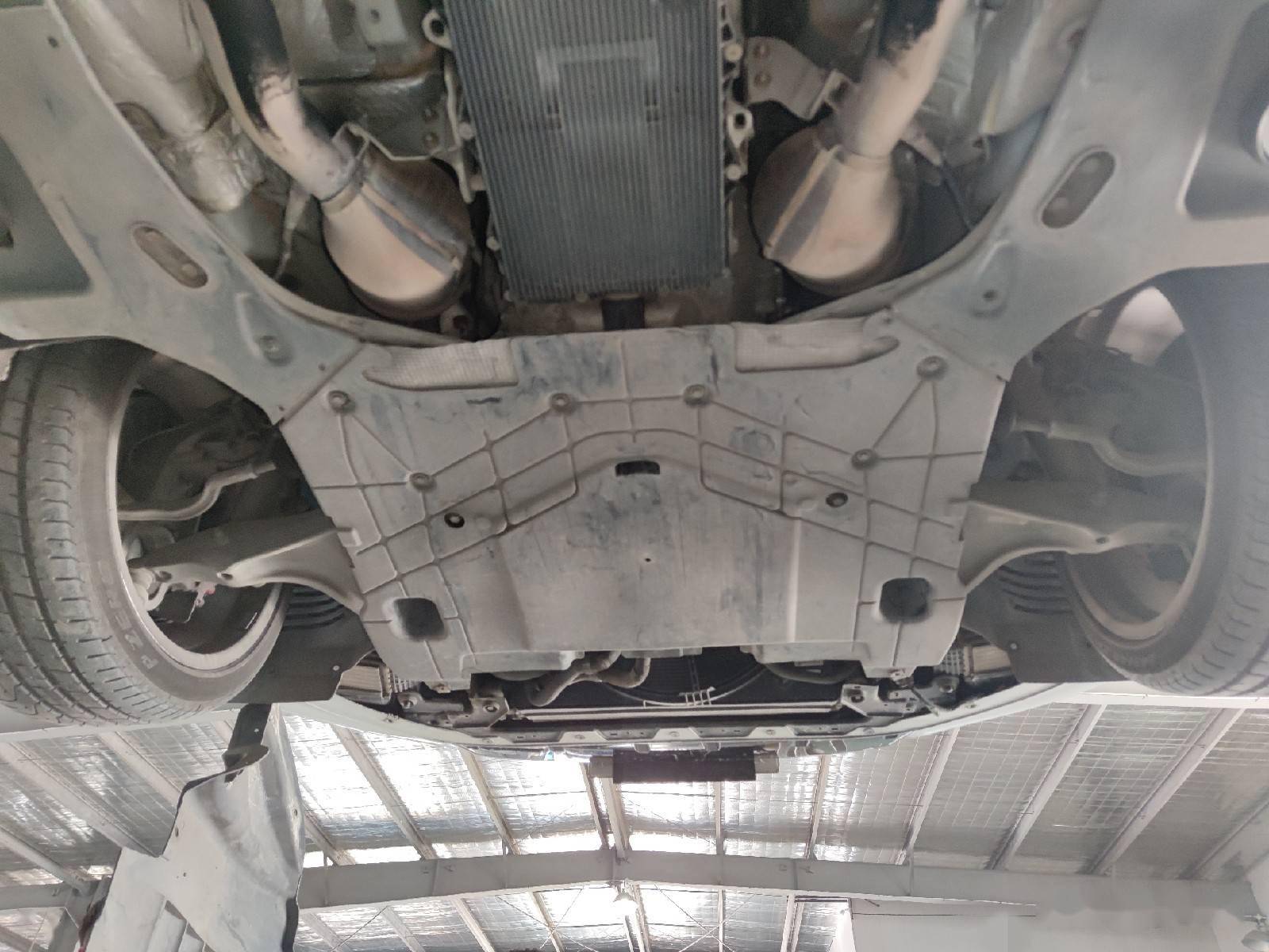 豪华轿车你会考虑帕拉梅拉还是总裁呢?这辆6年的玛莎拉蒂是真香