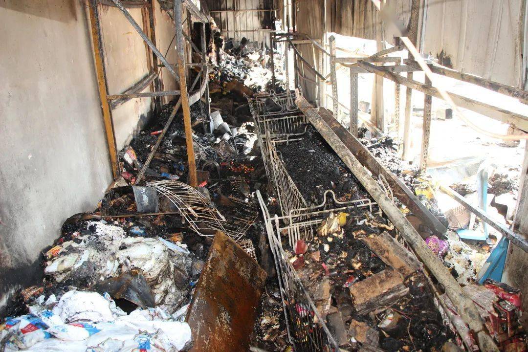 普宁某商场仓库突发大火的原因已查明,原因竟是._火灾