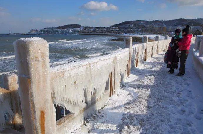 半月灣,藝甸園等多處寫生創作基地,為踏雪而來的藝術,攝影愛好者提供