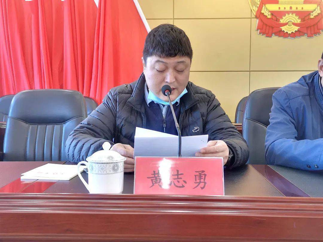 工作汇报02会上,薛建明副市长肯定了丰州镇为全市经济社会发展作出的