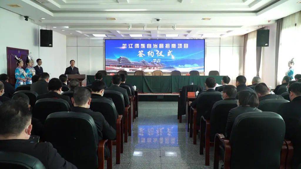 2021年湖南各产业经济总量_湖南涉外经济学院罗恋