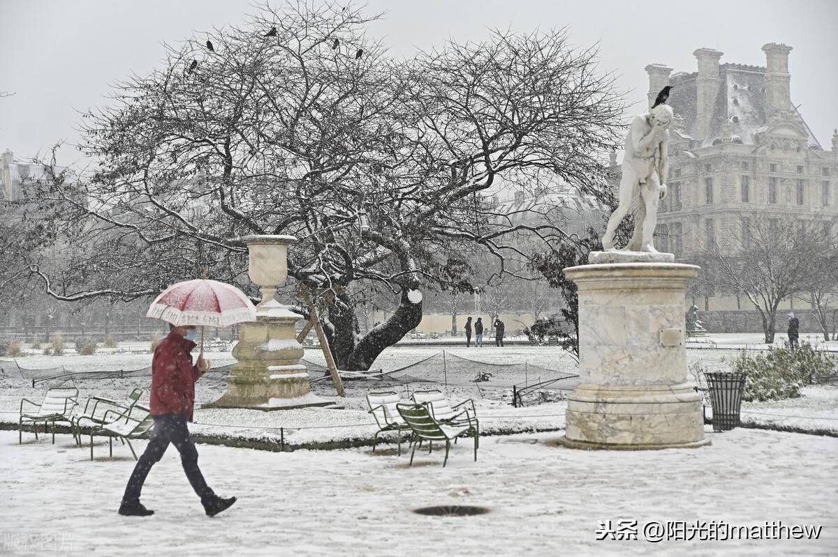 摄影组图巴黎雪景美