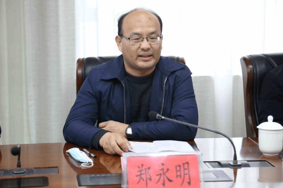 针对下一步安全生产工作,郑永明要求:●一是各矿山企业要继续完善炸药