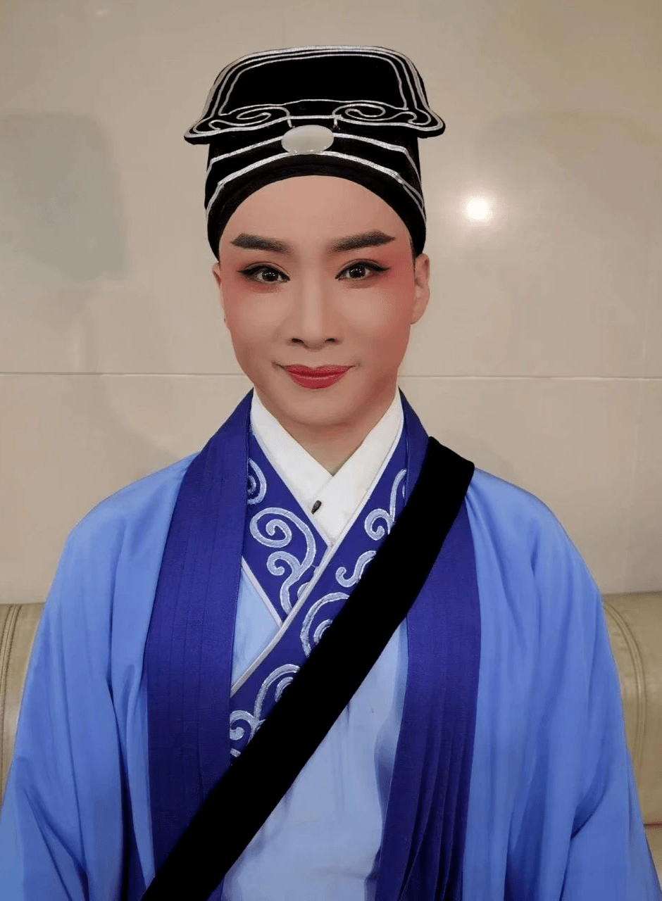 太神奇了,揭秘戏曲妆的全过程_化妆