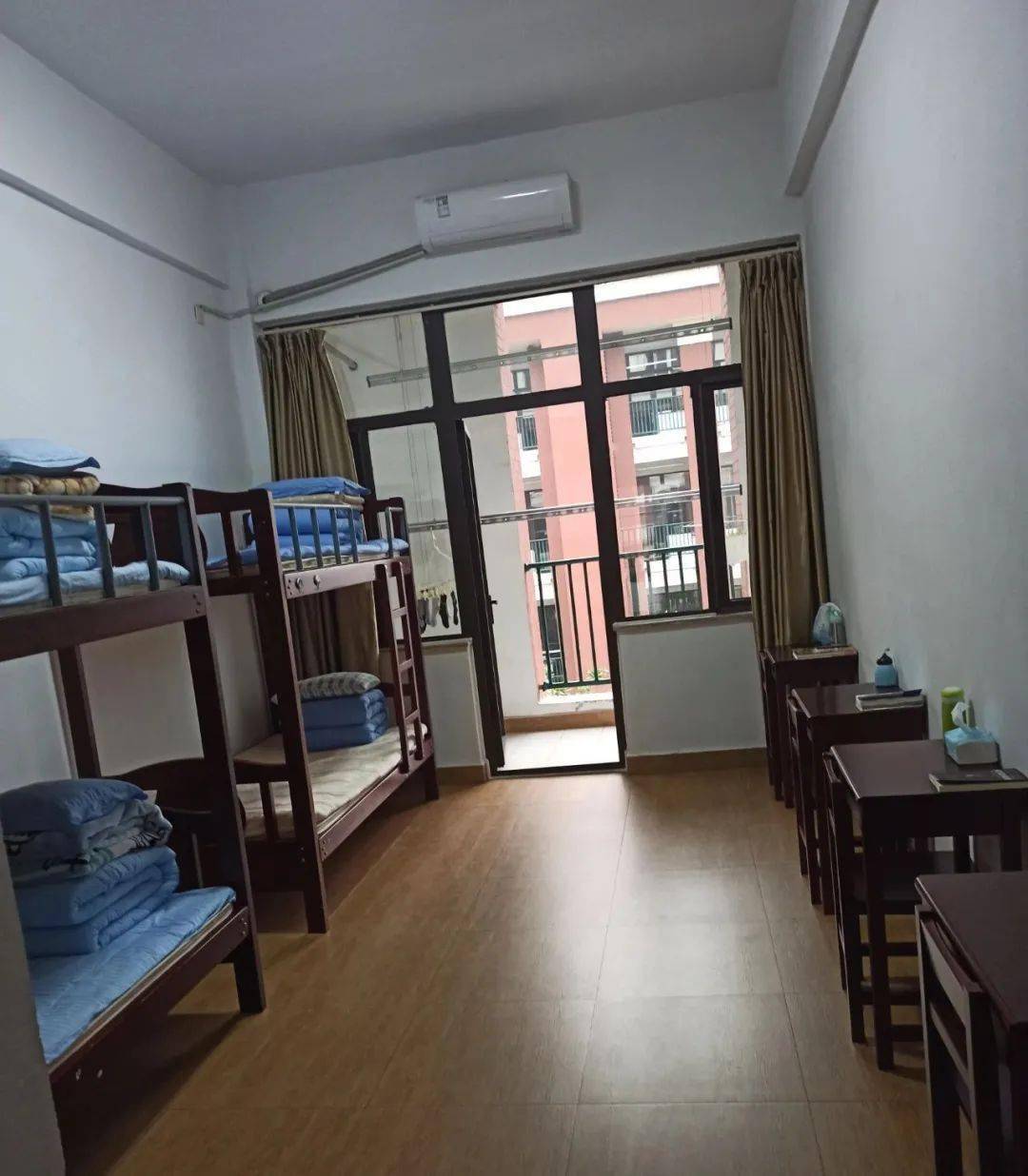 武汉枫叶国际学校宿舍图片