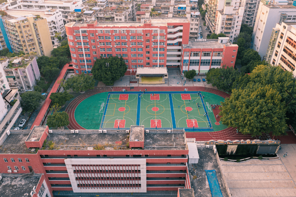 2021年1月广州市绿翠现代实验学校一封信,并不能传尽我们的感激之心