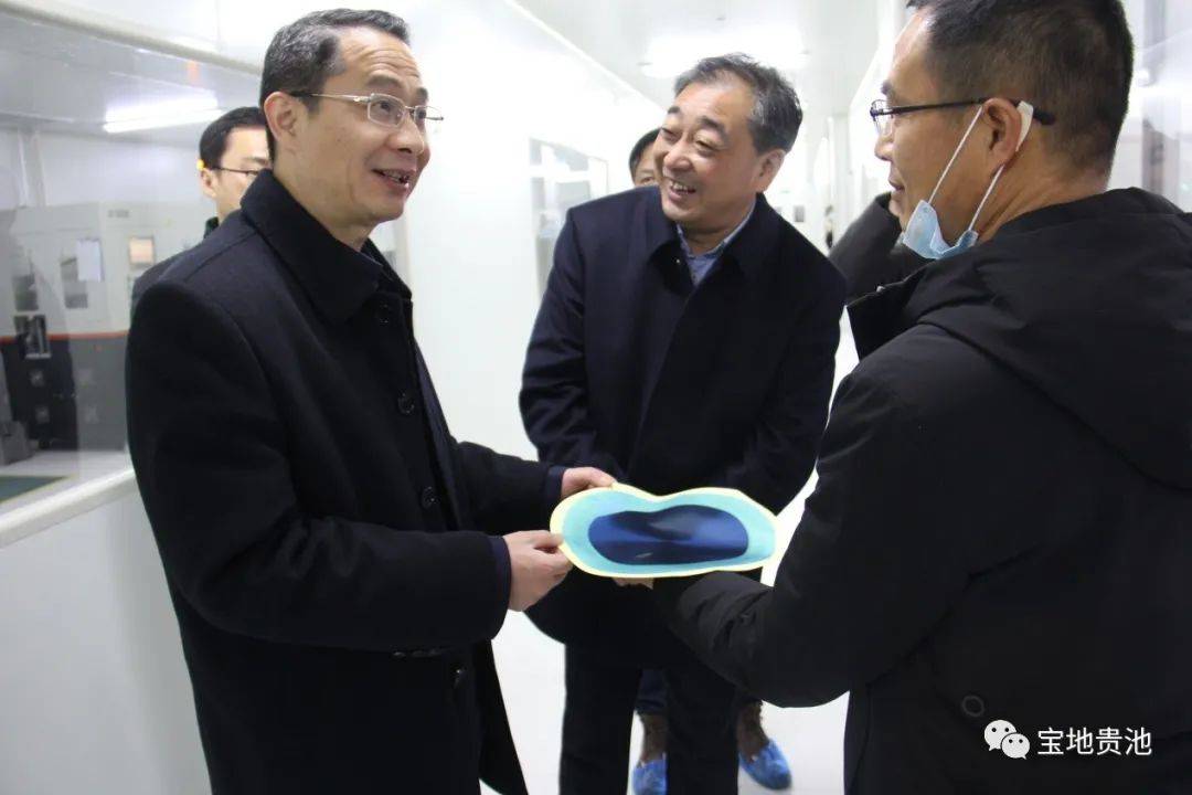 崩兴宇节前到这些企业调研......_发展