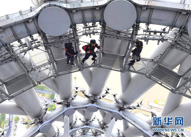 广州塔三大高空探险项目全线迎客