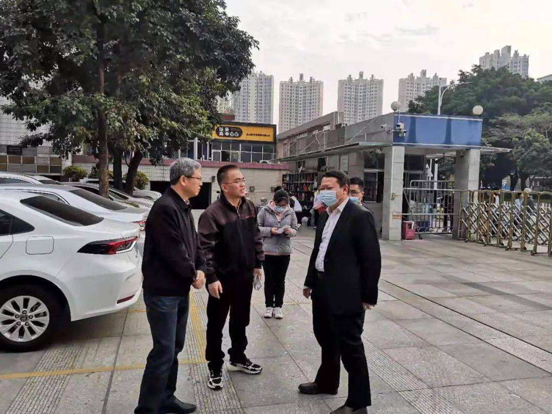 江门市教育局刘利元副局长到培英高中进行安全大检查