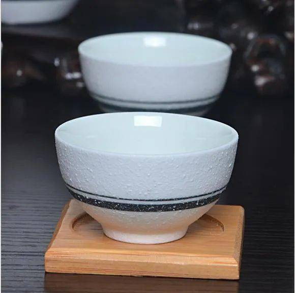 科普石英在陶瓷工业中的作用是什么