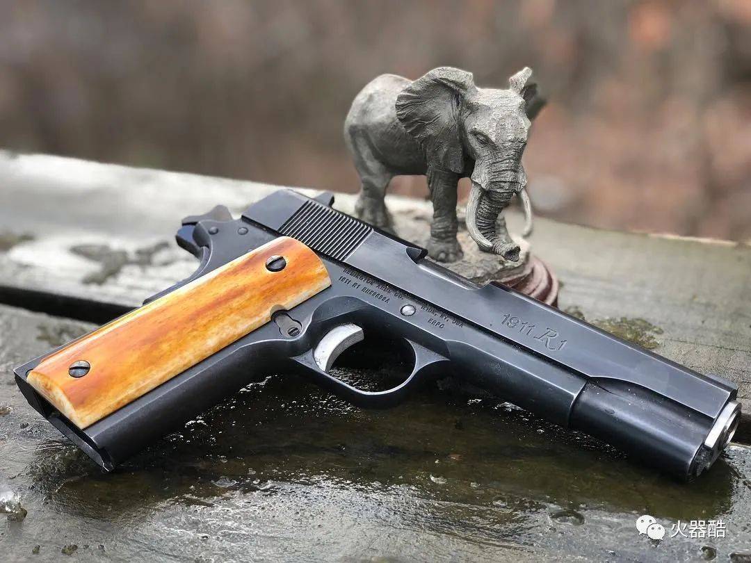 【艺术美图】漂亮的握把片能让手枪平添更多的美感和内涵_视频