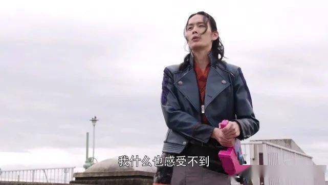 假面骑士圣刃:谜语人大秦寺言论引热议