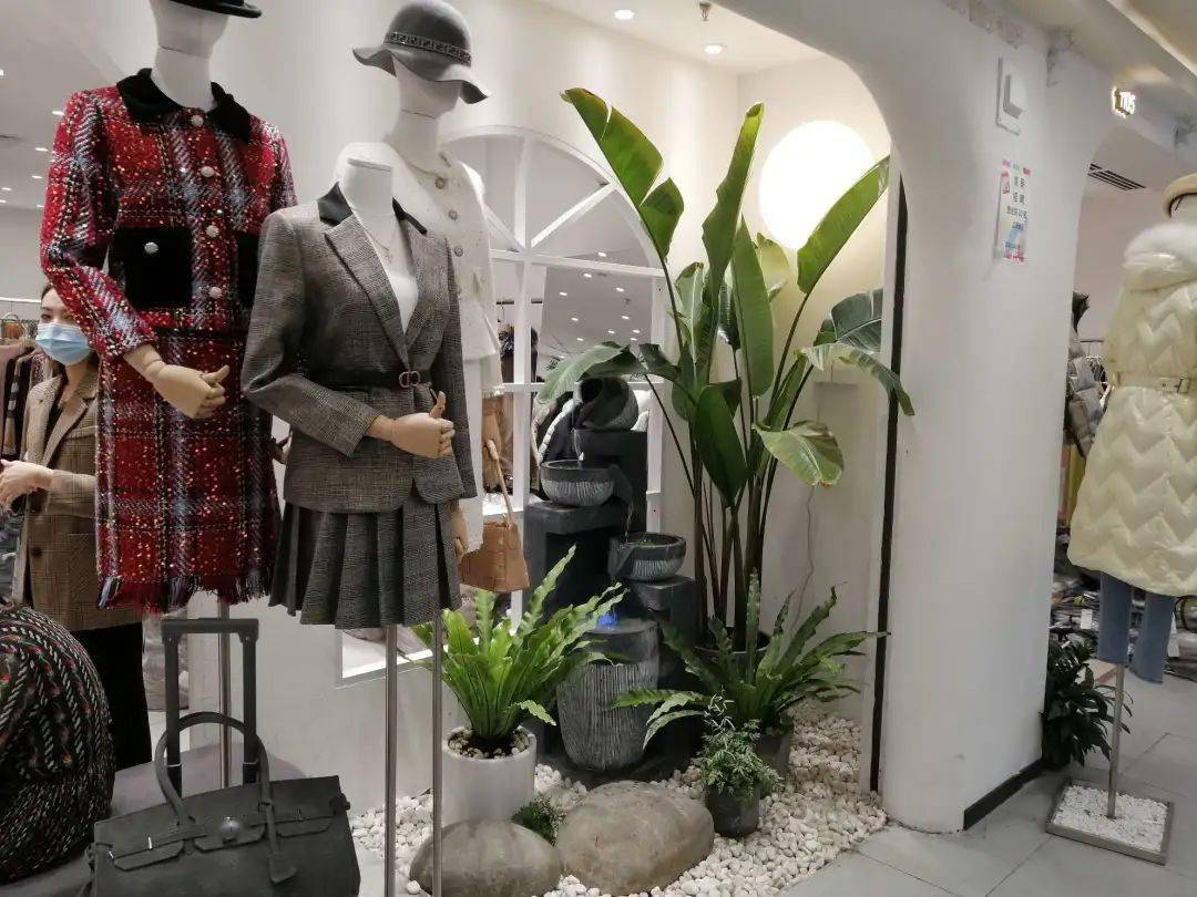 服装行业的商业模式有哪些 76c01624f1674ca6921ceb99fca56dfa.jpeg