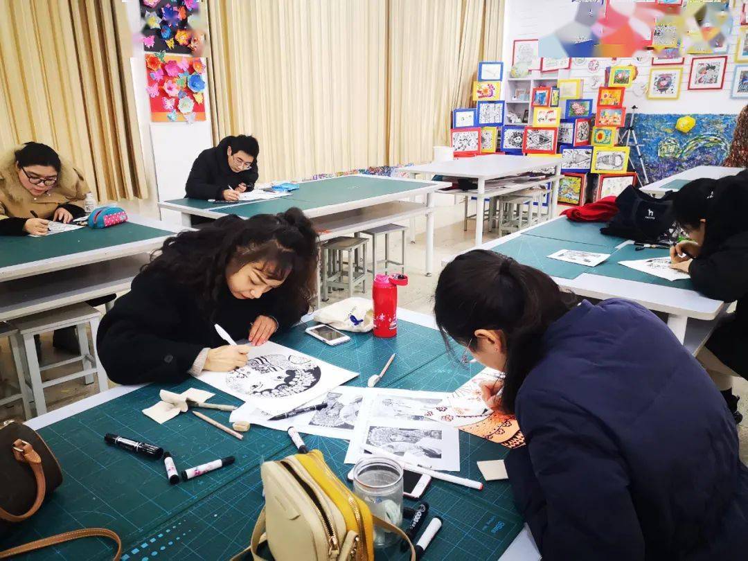 强本领 促提升——我校美术组,音乐组举行专题教研活动