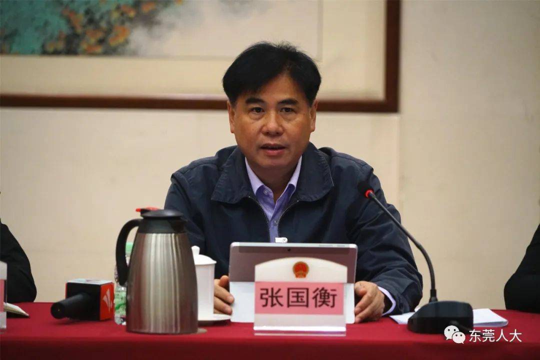 省人大代表,东莞市糖酒集团美宜佳便利店有限公司总经理张国衡建议