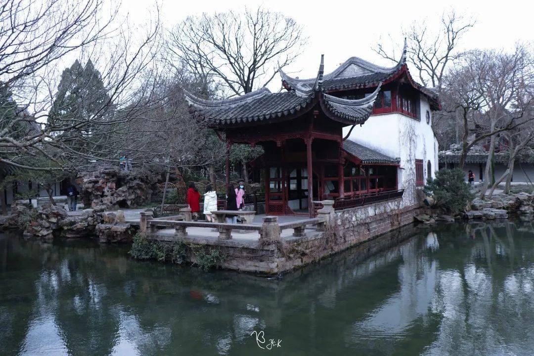 园林建筑舫不能行却也渡人